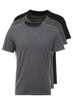Pier One 3 PACK – T-shirt Basique – Black/ White Prix Gelé T-shirts Col Rond Homme 22 Pier One 3 PACK – T-shirt Basique – Black/ White Prix Gelé T-shirts Col Rond Homme -Pier One Boutique df840033a7f04afda15f16c48ba7762b 6