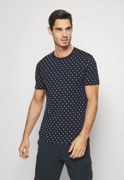 Pier One 3 PACK – T-shirt Imprimé Soldes En Ligne T-shirts & Polos Col Rond Homme 9 Pier One 3 PACK – T-shirt Imprimé Soldes En Ligne T-shirts & Polos Col Rond Homme -Pier One Boutique e2dbd37349de4532a19d5439c3f31e8b