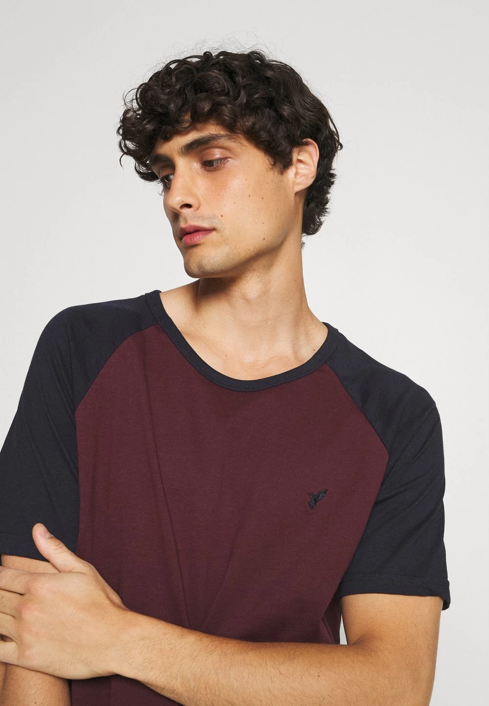 Prix Dégriffé Pier One 2 PACK – T-shirt Basique T-shirts Col Rond Homme 5 Prix Dégriffé Pier One 2 PACK – T-shirt Basique T-shirts Col Rond Homme – Image 5