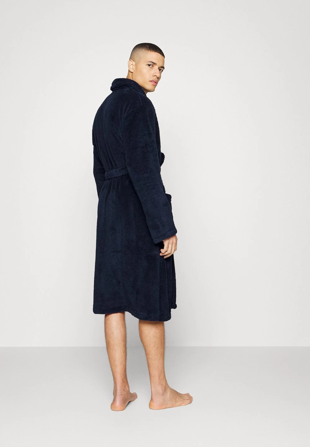 Pier One Peignoir En Promotion Sous-vêtements & Chaussettes Col Châle Homme 3 Pier One Peignoir En Promotion Sous-vêtements & Chaussettes Col Châle Homme – Image 3