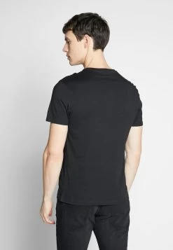 Pier One 3 PACK – T-shirt Basique Qualité Absolue T-shirts & Polos Col Rond Homme -Pier One Boutique e7497b751f8c4bd498980e2ffe8f6ae0