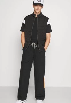 Pier One SLEEVE BLOCK NEW – T-shirt Imprimé Marchandise De Première Qualité T-shirts Col Rond Homme -Pier One Boutique e8eb635624d14dde907e4fc0f64f0526