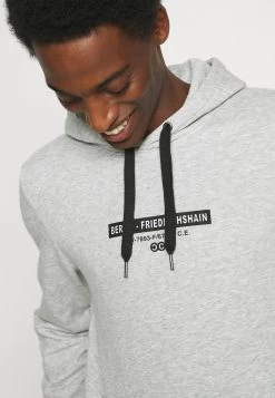 Pier One Plus Bas Prix De Vente Sweatshirt Pulls Et Gilets Capuche Homme -Pier One Boutique eb2c311ce66245e0a70dd46a3f0290f2