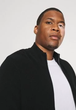 Pier One Gilet Prix Dynamité Pulls Et Gilets Col Officier Homme -Pier One Boutique ecf76dcca9d14392807daf84b3a8d95b