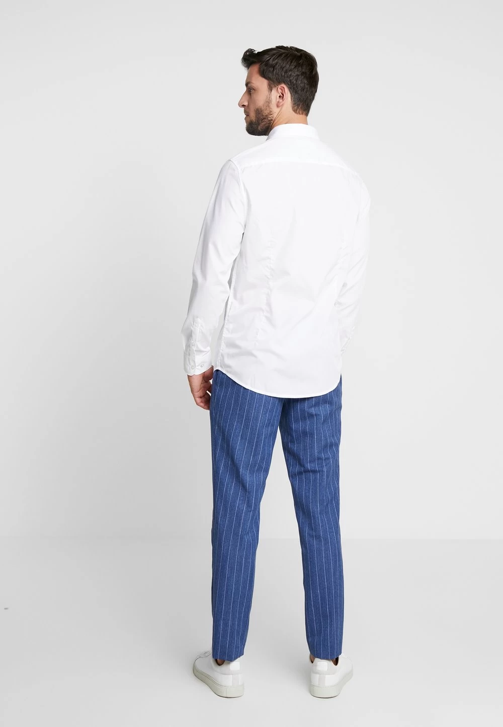 Pier One 2 PACK – Chemise Classique Prix Usine Costumes & Cravates Col Kent Homme 3 Pier One 2 PACK – Chemise Classique Prix Usine Costumes & Cravates Col Kent Homme – Image 3